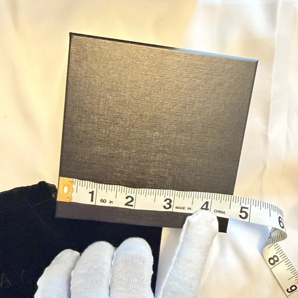 Kay Jewelers Original Gift Box + Dust Bag + Gift Bag Set - Picture 4 of 9